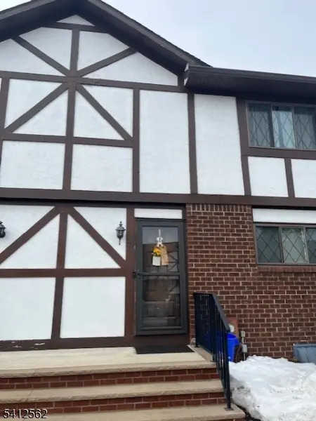 114 Wildflower Ln, Hillsborough Twp., NJ 08844