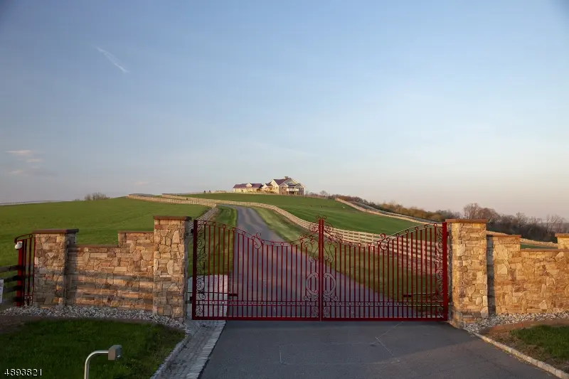 506 Mountain View Road W, Franklin Twp., NJ 08802