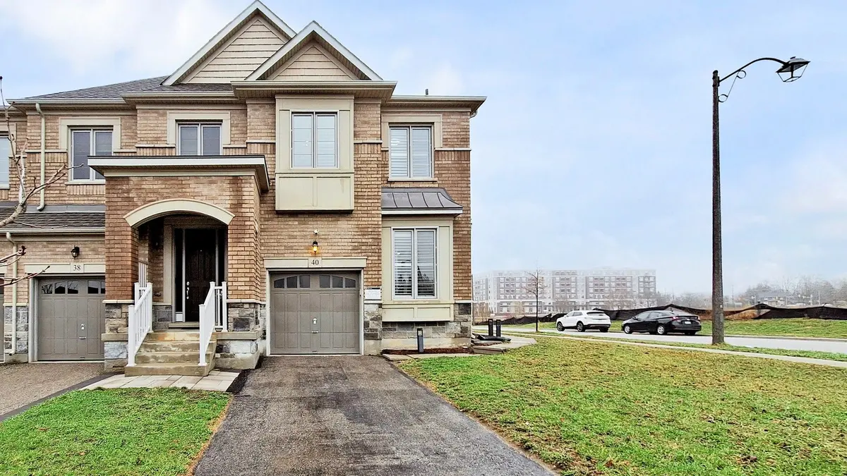 40 Judah Doan WAY, East Gwillimbury, ON L9N 0L6