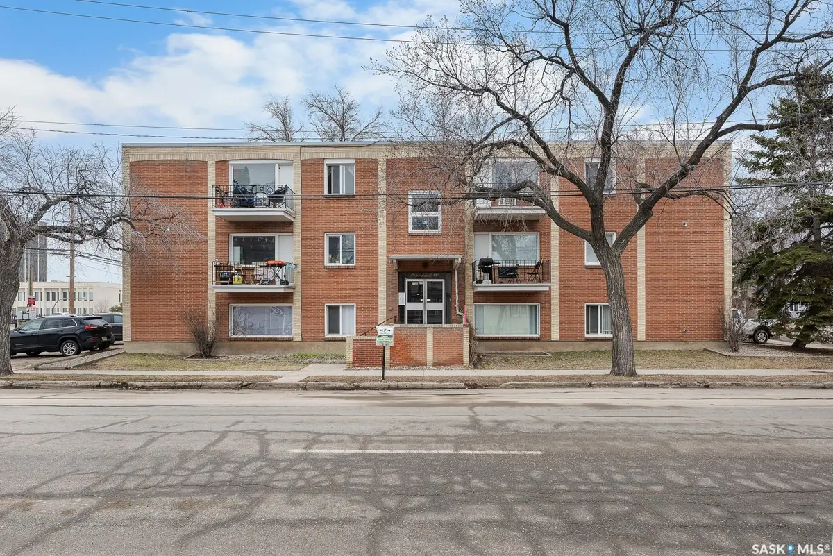 2320 13TH AVENUE #9, Regina, SK S4V 0V7