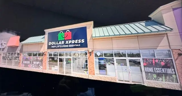 920 Southdown Rd. RD, Mississauga, ON L5J 2Y4