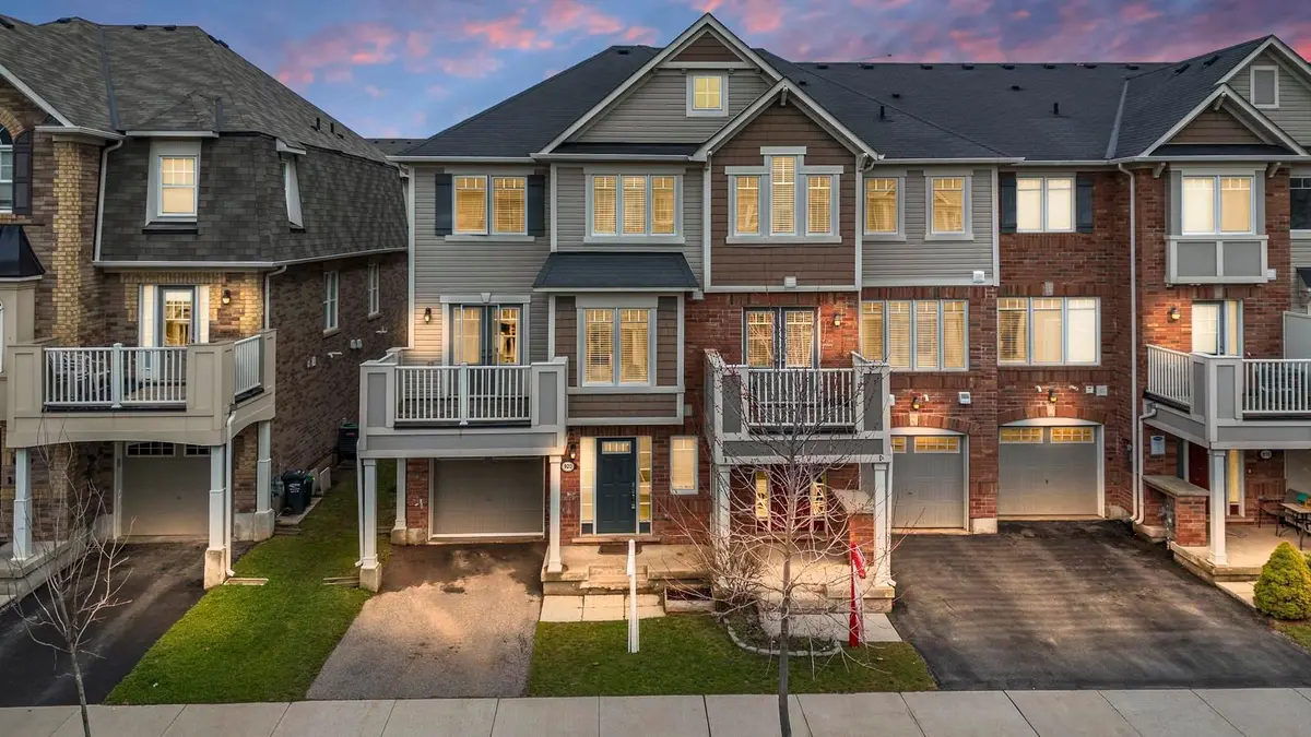 920 Nadalin HTS, Milton, ON L9T 8R2