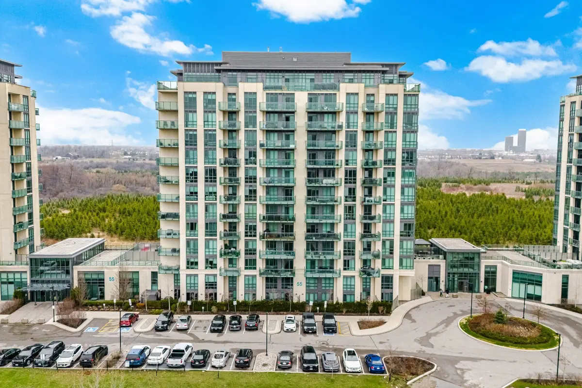 55 Yorkland BLVD #409, Brampton, ON L6P 4K9