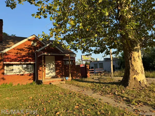 15318 Whitcomb ST, Detroit, MI 48227