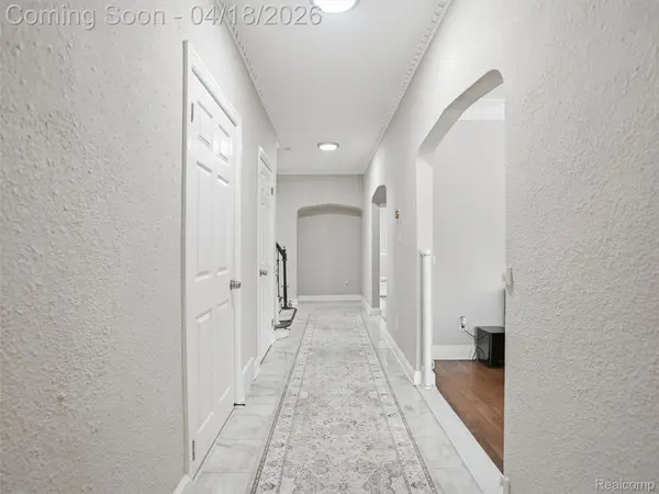 18043 Wisconsin ST, Detroit, MI 48221