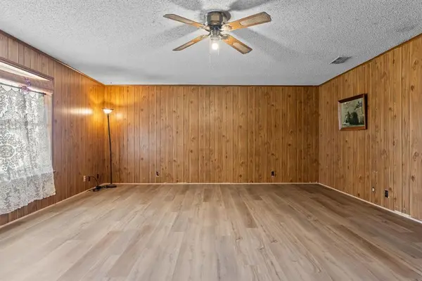 1699 CR 3240, Mount Pleasant, TX 75455