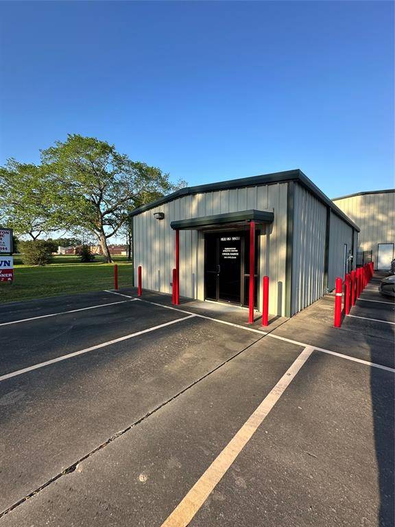 144 County Road 2268, Cleveland, TX 77327