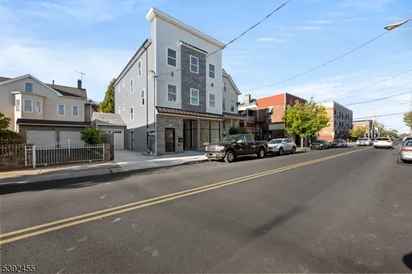 54 56 2nd St, Elizabeth City, NJ 07206