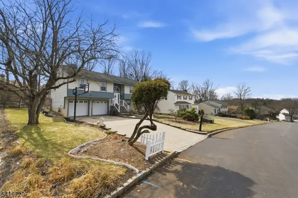 4 Shelley Ct, Sparta Twp., NJ 07871