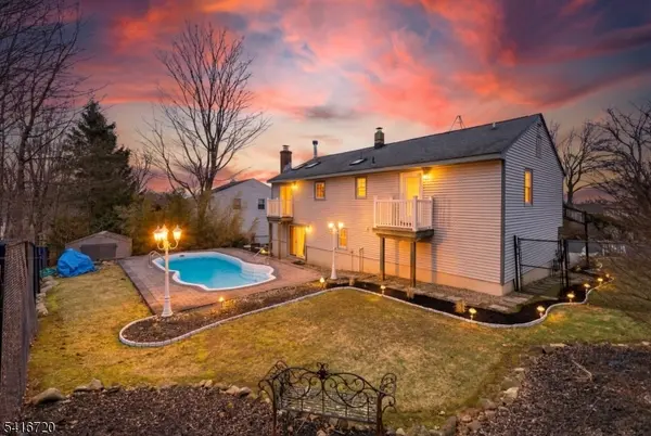 4 Shelley Ct, Sparta Twp., NJ 07871