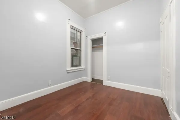 21 Olive St, Paterson City, NJ 07501