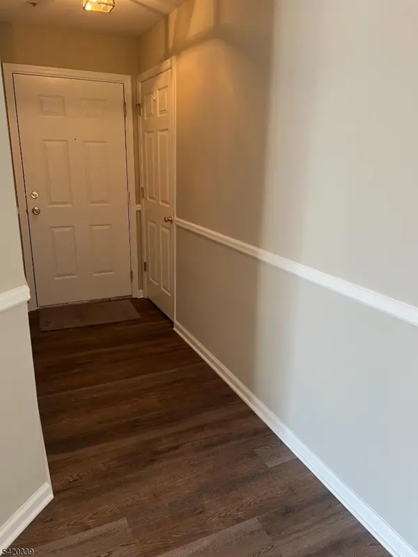 96 Crestview Lane, Mount Arlington Boro, NJ 07856