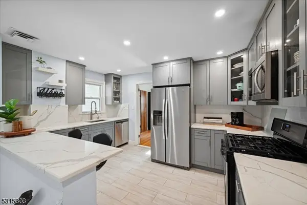 16 Hickory Rd, West Orange Twp., NJ 07052