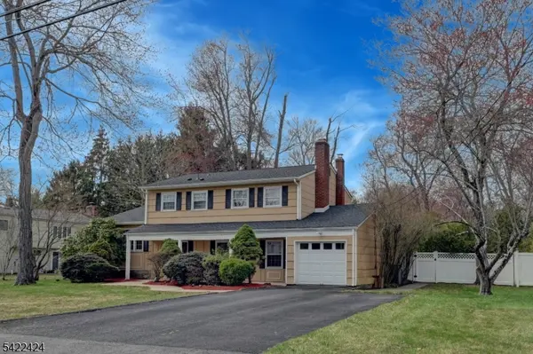 52 W William St, Lincoln Park Boro, NJ 07035