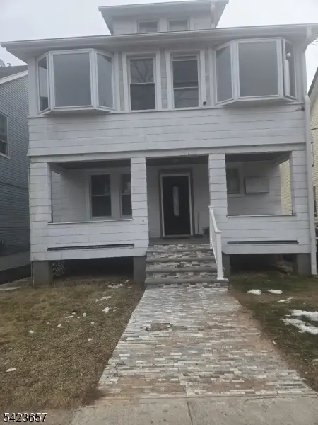 108 S Durand Pl #1, Irvington Twp., NJ 07111