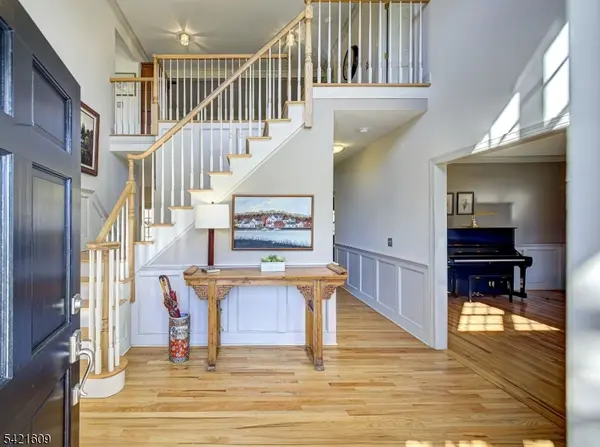 15 Ramsey Rd, Clinton Twp., NJ 08833