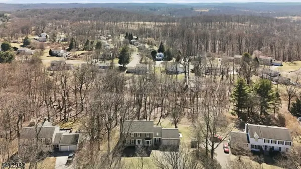 51 Winay Ter, Washington Twp., NJ 07853