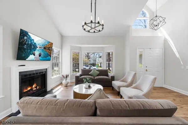 22 Smoke Rise Ln, Bedminster Twp., NJ 07921