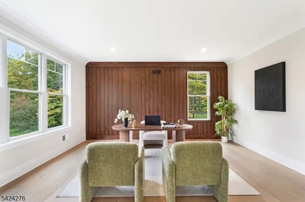 3 Brookside Dr, Warren Twp., NJ 07059