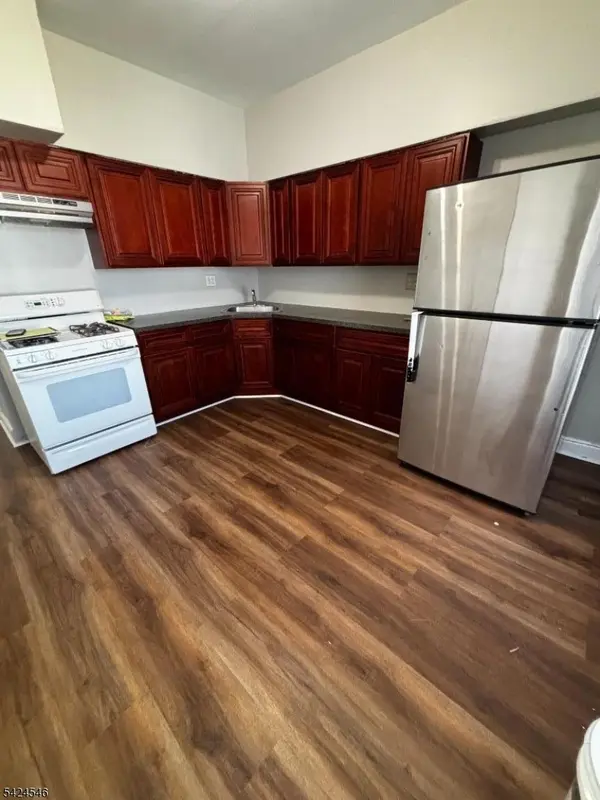 203 Lawrence Pl, Paterson City, NJ 07501