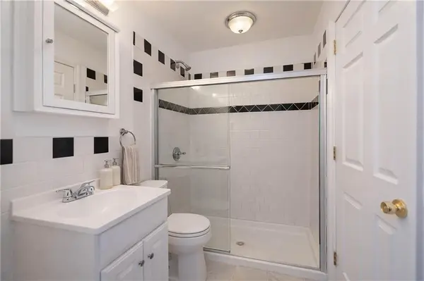 320 42nd ST, Brooklyn, NY 11232