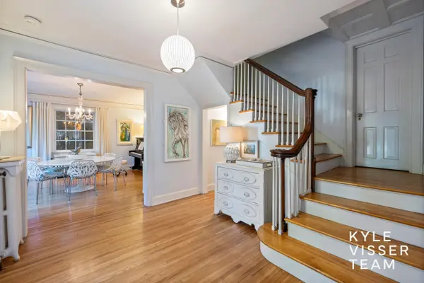 508 Cambridge BLVD SE, East Grand Rapids, MI 49506