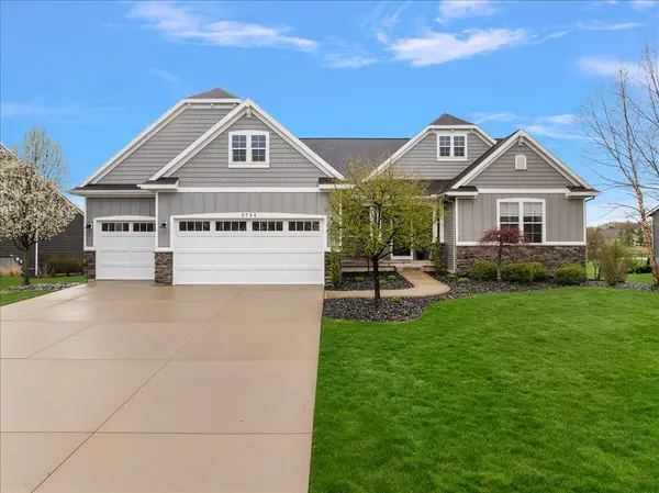 5734 Stonebridge DR, Georgetown Twp, MI 49418