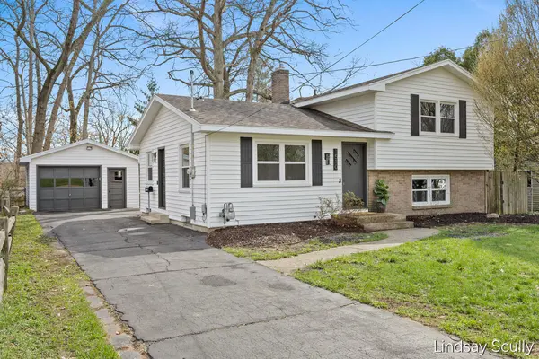 1510 Southlawn DR SW, City Of Wyoming, MI 49509