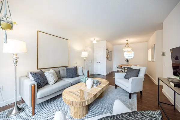 284 Bloor ST W #608, Toronto C02, ON M5S 3B8