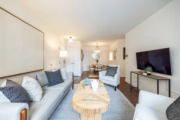 284 Bloor ST W #608, Toronto C02, ON M5S 3B8