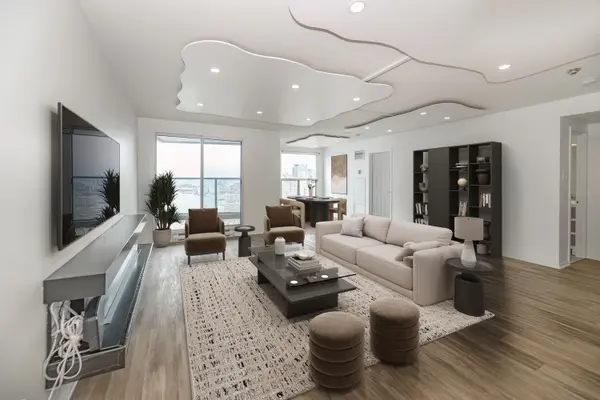 99 Harbour SQ #3212, Toronto C01, ON M5J 2H2