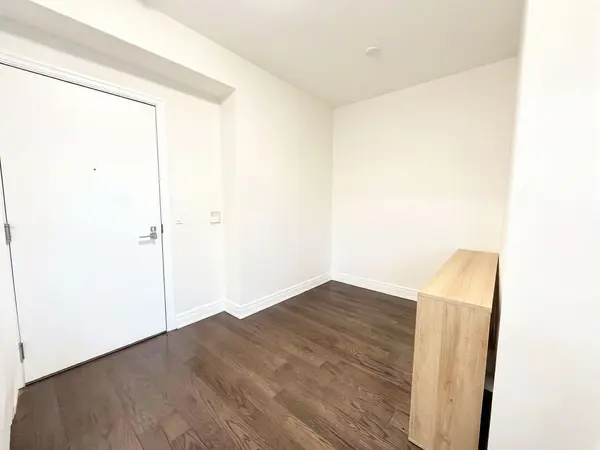 8 The Esplanade AVE #3304, Toronto C08, ON M5E 0A6