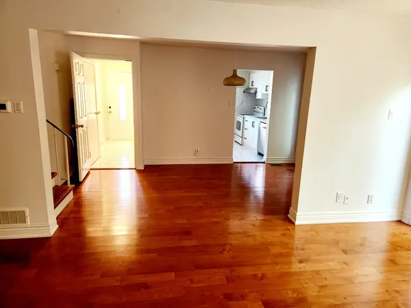 72 Dusay PL #31, Toronto E05, ON M1W 2N2