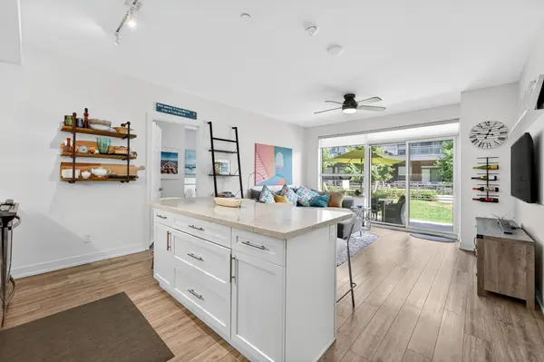 333 Sea Ray AVE #D120, Innisfil, ON L9S 0M3