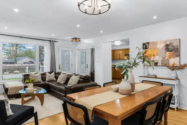 16 Lorne ST, Georgina, ON L0E 1L0