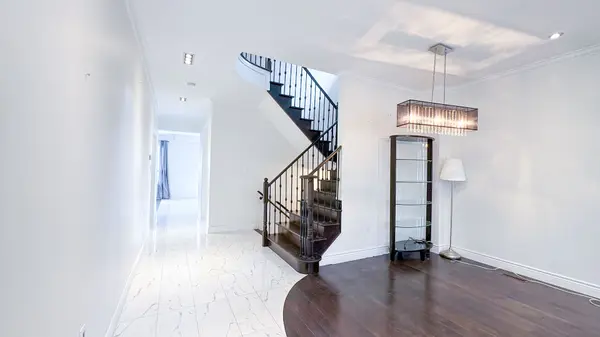 110 Annina CRES, Markham, ON L3R 4S5