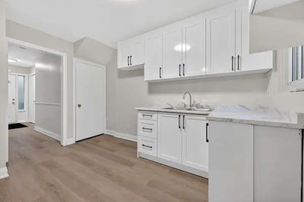 40 East ST #14, Georgina, ON L0E 1R0