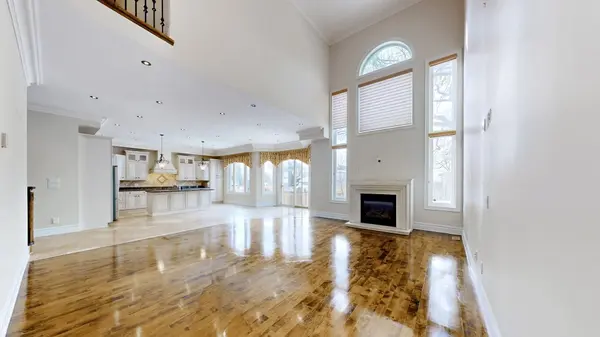 3414 Joan DR, Mississauga, ON L5B 1T5