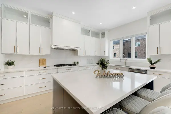 8915 Heritage RD #Upper, Brampton, ON L6Y 0E4