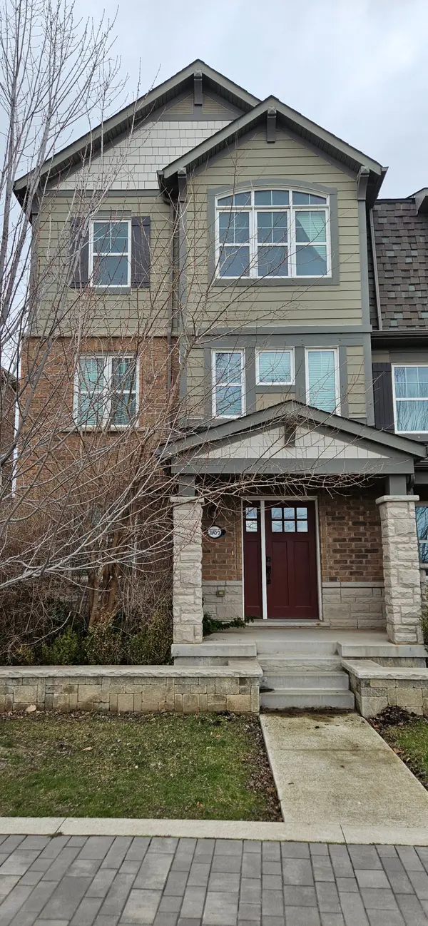 3045 George Savage AVE #5, Oakville, ON L6M 0Y8