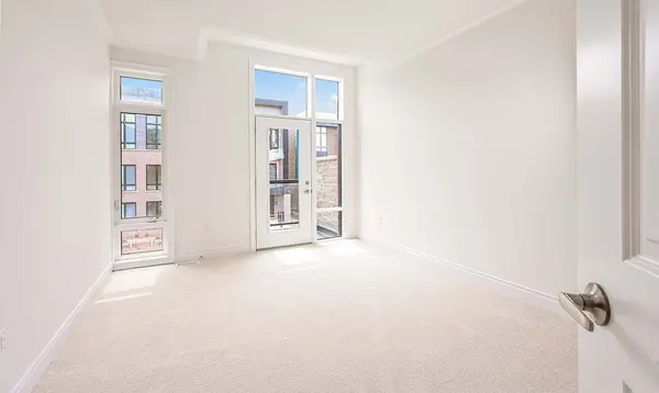 3049 Perkins WAY, Oakville, ON L6H 7Y6