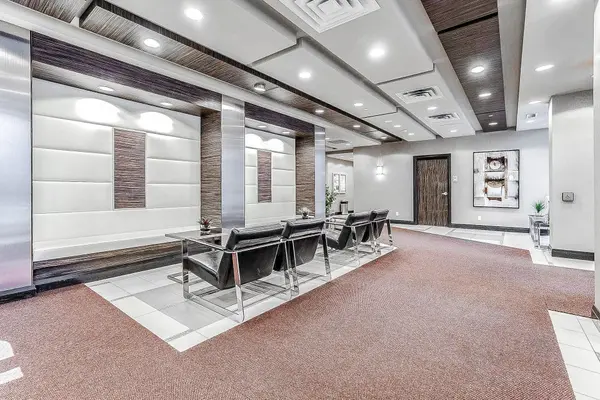 1 Michael Power PL #413, Toronto W08, ON M9A 0A1