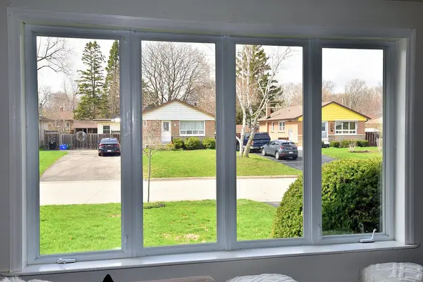 1304 Bunnell DR, Burlington, ON L7P 2E1