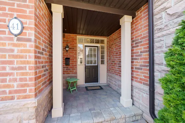 300 Ravineview WAY #41, Oakville, ON L6H 7J2