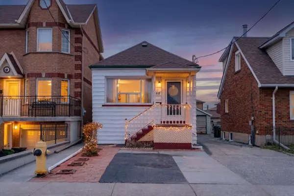 140 Northland AVE, Toronto W03, ON M6N 2E2