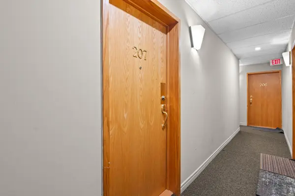 111 Main ST N #207, East Luther Grand Valley, ON L9W 6E3