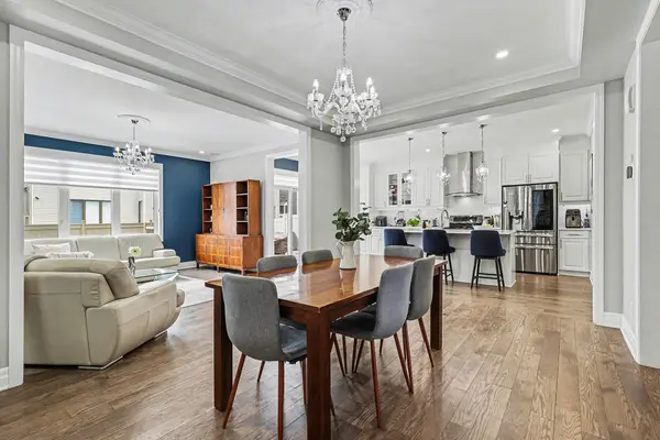 133 Mandalay ST, Orleans - Cumberland And Area, ON K4A 1A6