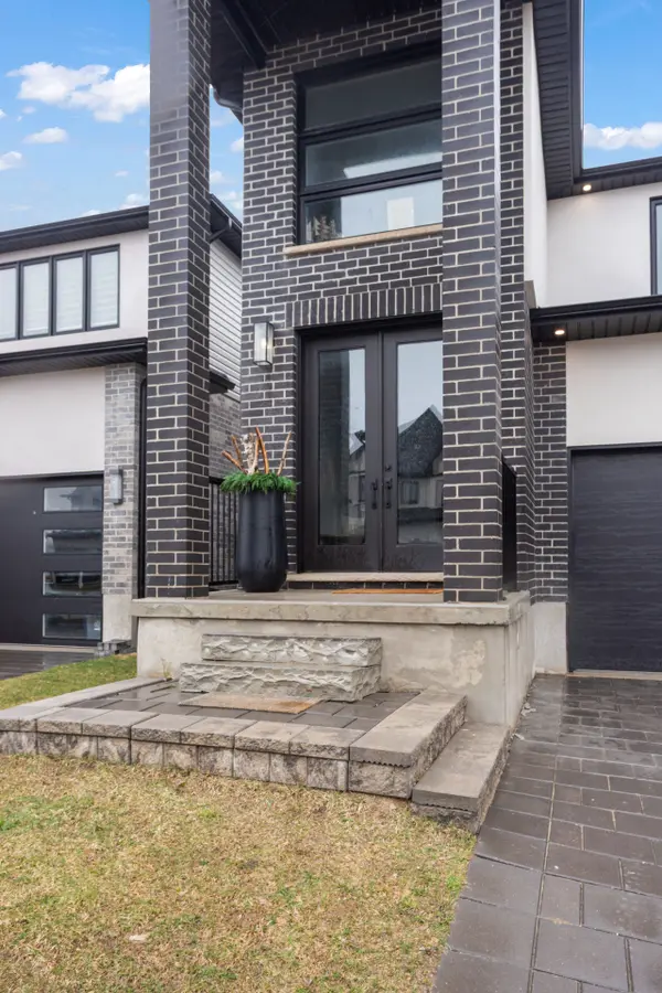 6504 Heathwoods AVE, London South, ON N6P 0J7