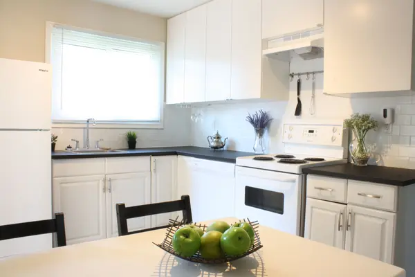 165 King Edward AVE, London South, ON N5Z 3T5