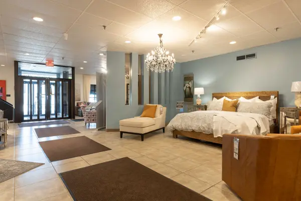 1324 & 1329 Windsor AVE, Windsor, ON N8X 3M6